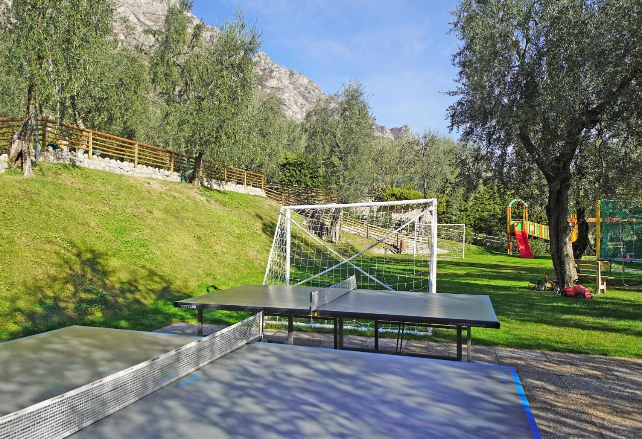 Hotel Caravel Limone sul Garda Kültér fotó